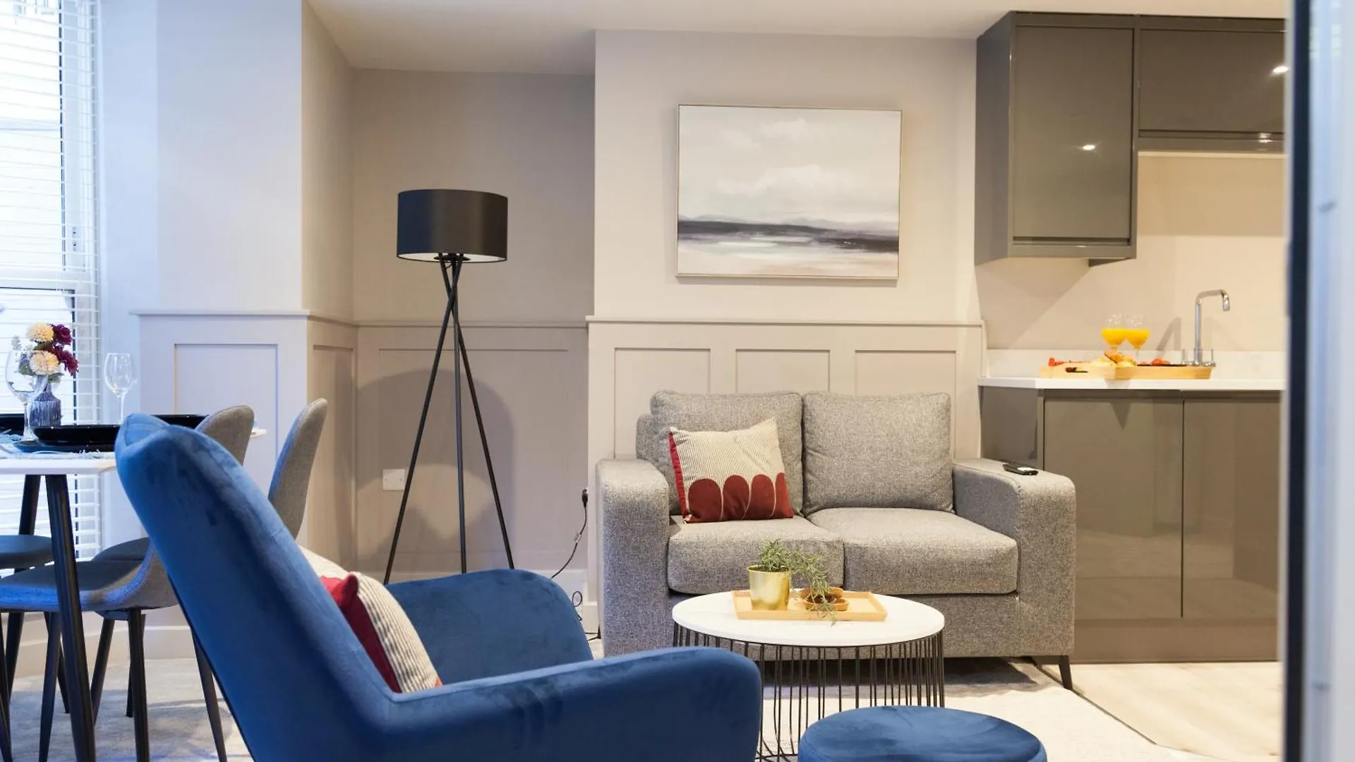 1 Bed Apartment - Long Term Rates- Contractors-Professionals-Relocators Leeds  Leeds (West Yorkshire)